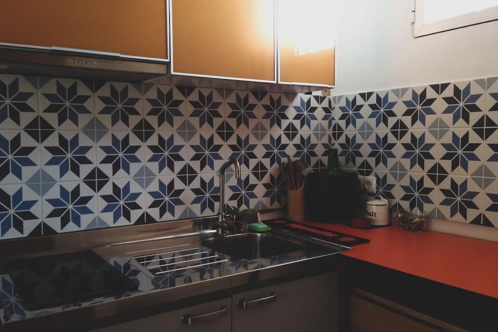 Casa Colorista En El Casco Antiguo Villa Alicante Exteriör bild